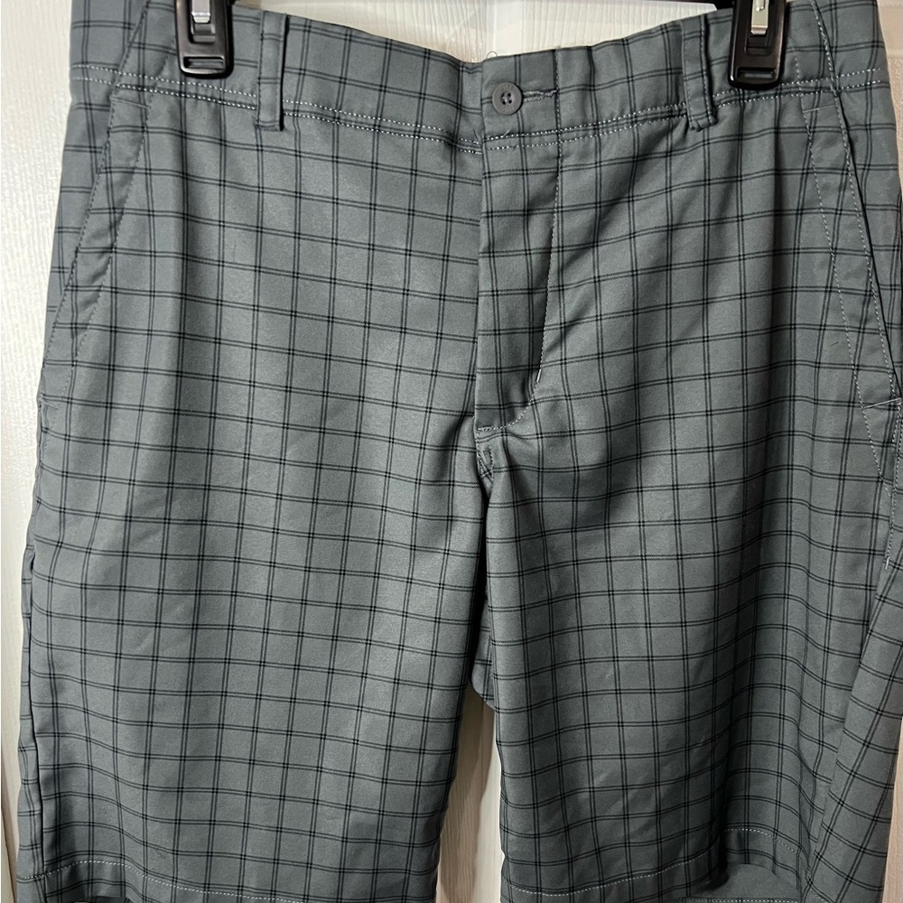 Nike Men's Gray Checkered Shorts